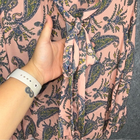 Bluss Paisley Women's Button-Up Top- Sz L - Picture 4 of 7